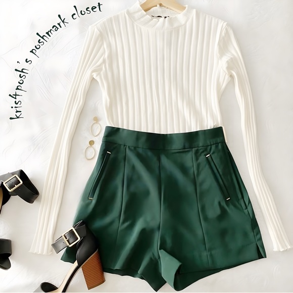 H&M Pants - NWT H&M Green Highwaist Shorts